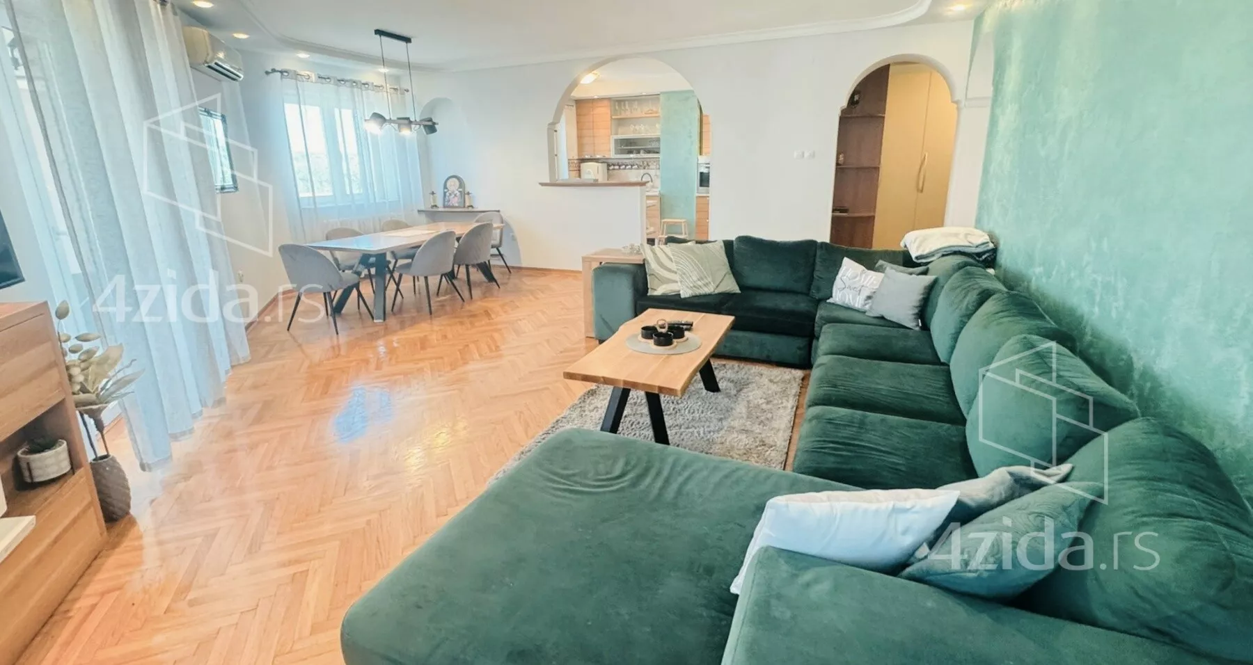 Četvoroiposoban stan | 4zida