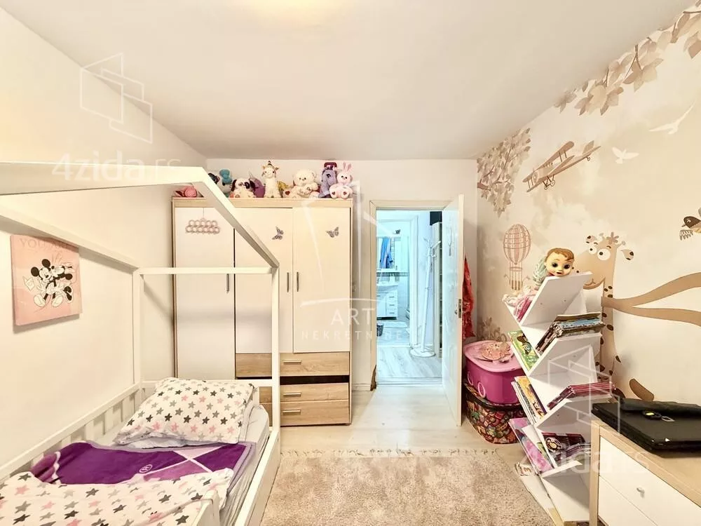 Troiposoban stan | 4zida