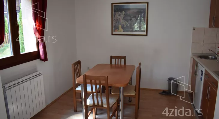 4-etažna kuća | 4zida