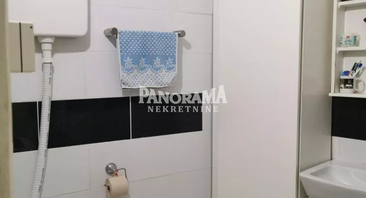 Četvoroiposoban stan | 4zida