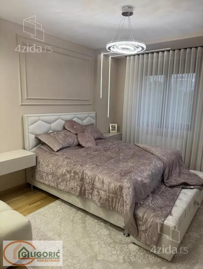 Petosoban stan | 4zida