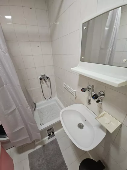 Albanske Golgote 4B | 4zida.rs
