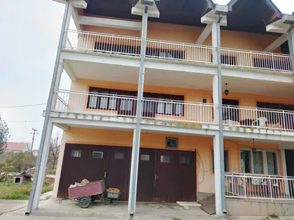 17.Oktobra 25a | 4zida.rs