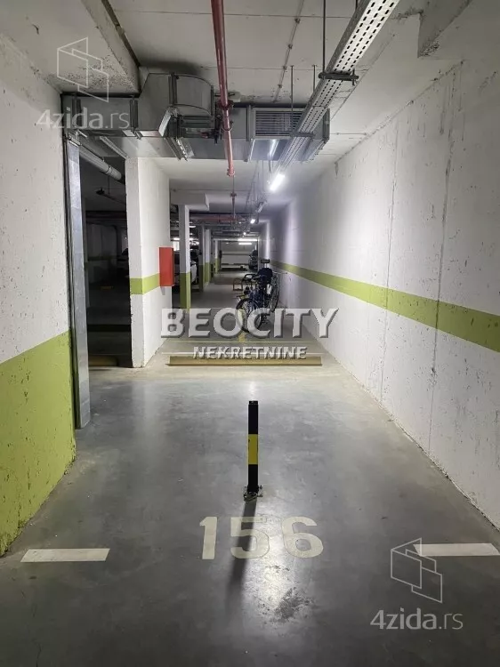 Garaža/Parking | 4zida