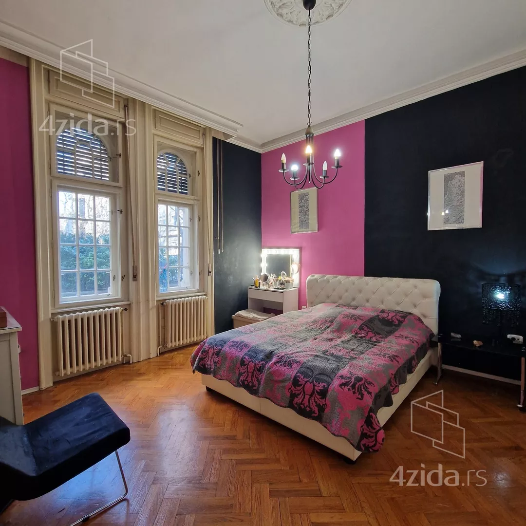 Šestosoban stan | 4zida