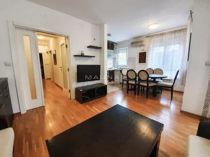 Istočni Vračar | 4zida.rs