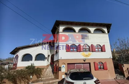 Divci | 4zida.rs