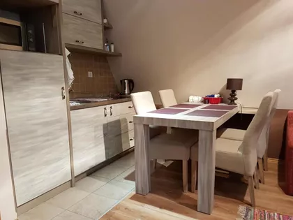 Stefana Prvovenčanog 180 | 4zida.rs