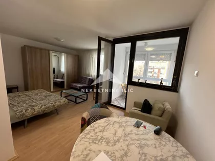 Brigadira Ristića | 4zida.rs