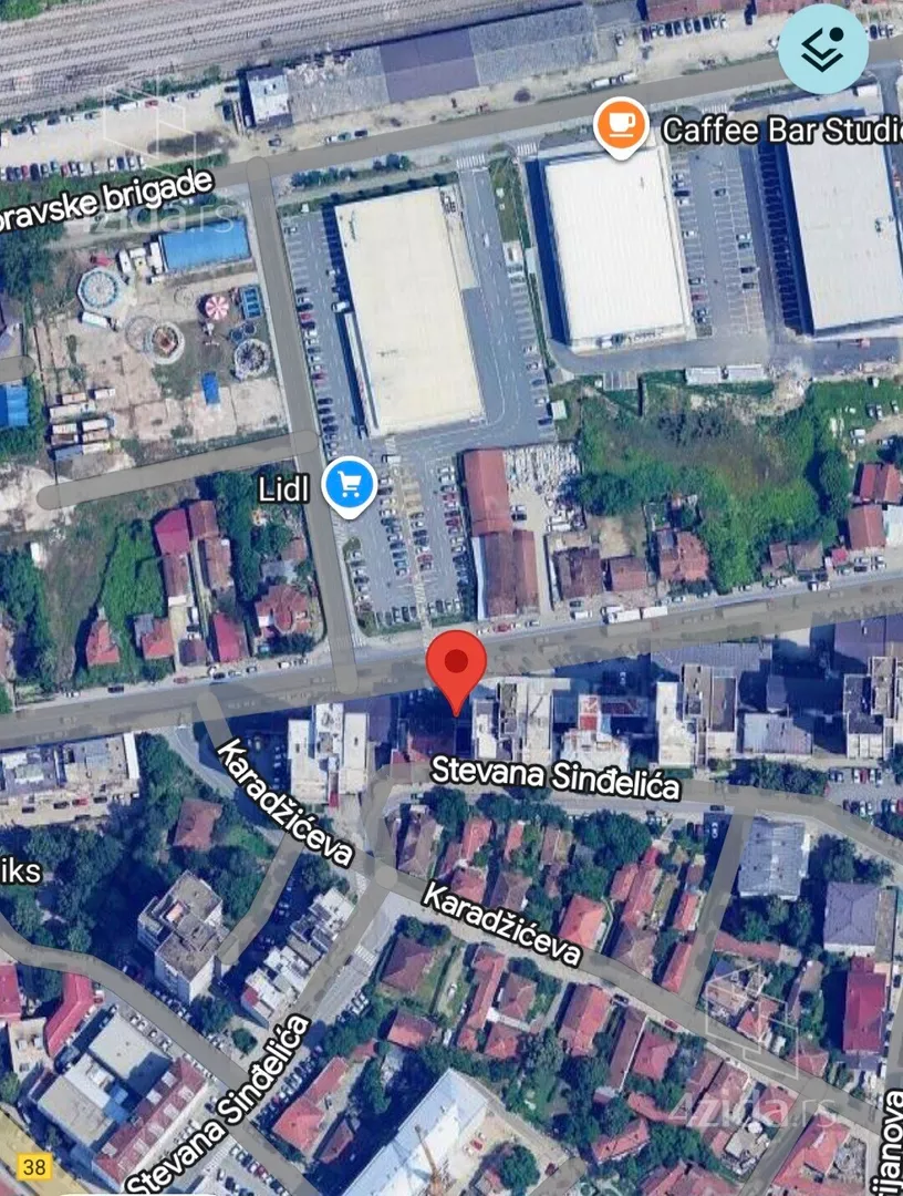 Lokal | 4zida