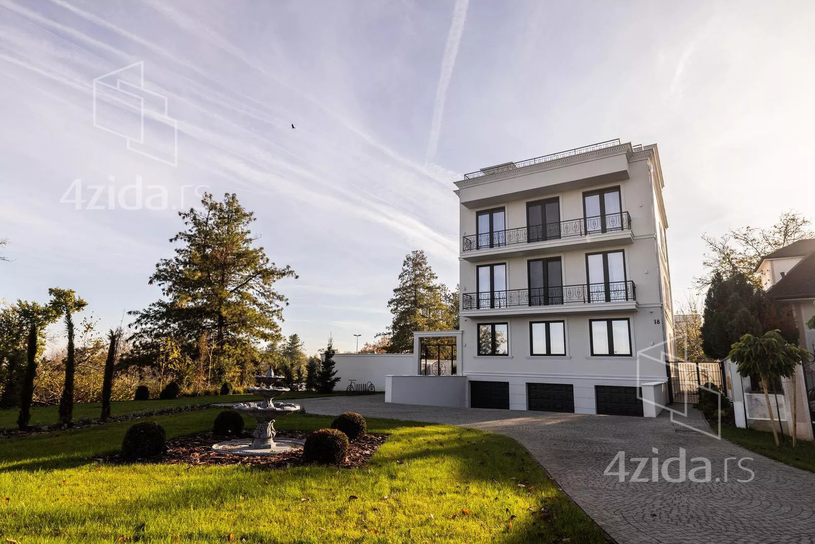 Petosoban stan | 4zida