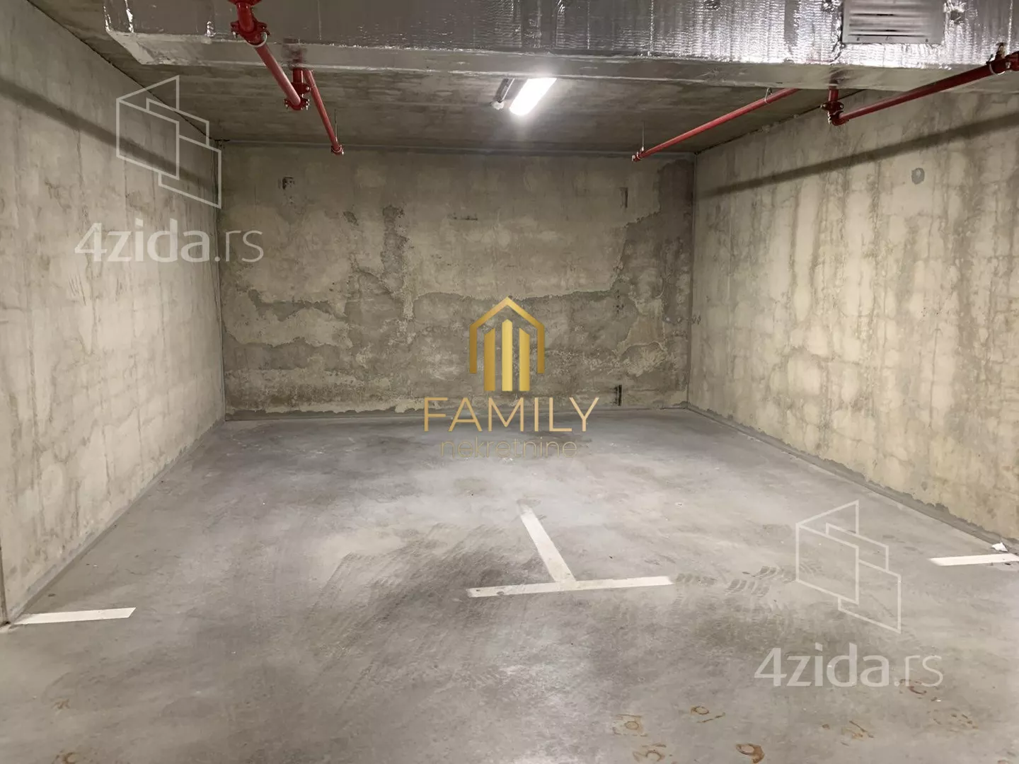 Garaža | 4zida