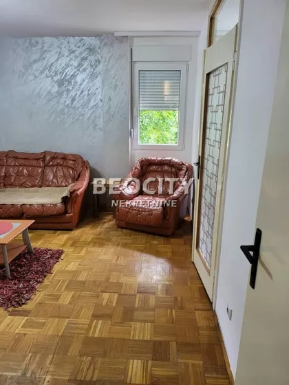 70 (kineski tržni centar)  -Jurija Gagarina | 4zida.rs