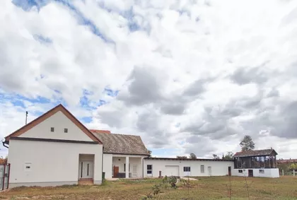 Kucura | 4zida.rs