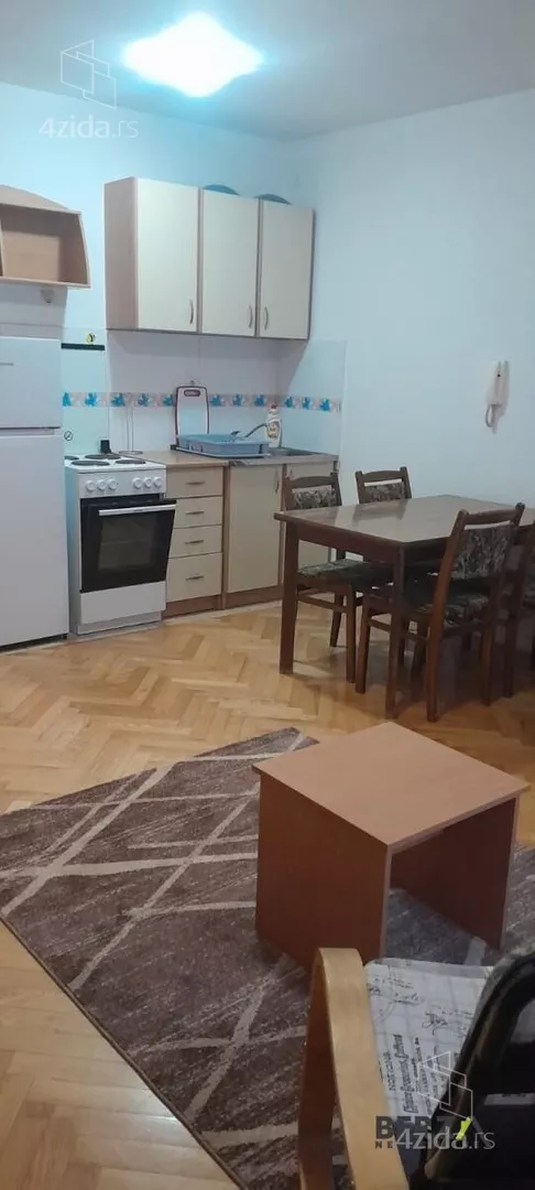 Garsonjera | 4zida