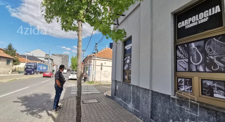 Poslovni prostor | 4zida