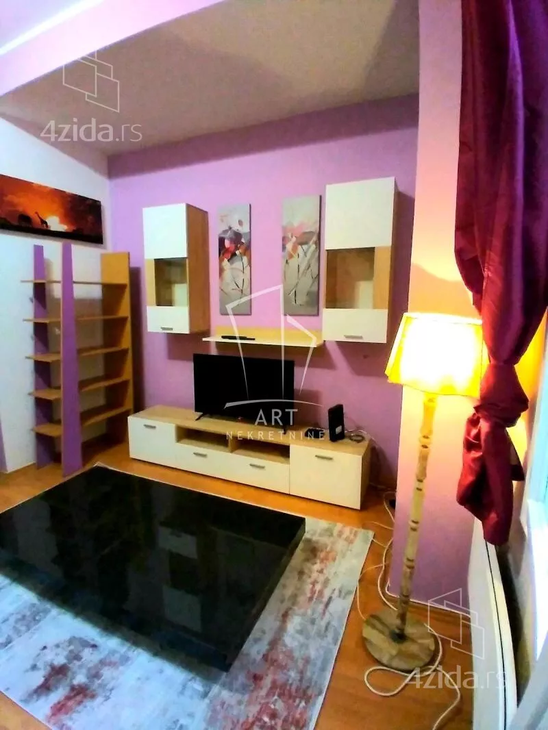 Garsonjera | 4zida