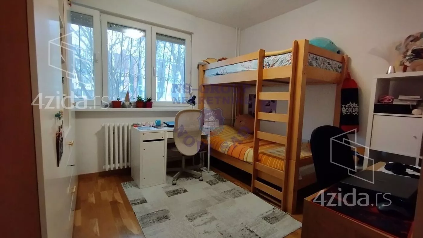 Dvoiposoban stan | 4zida