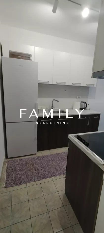 Rotkvarija | 4zida.rs