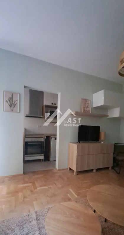 Šumadijska | 4zida.rs