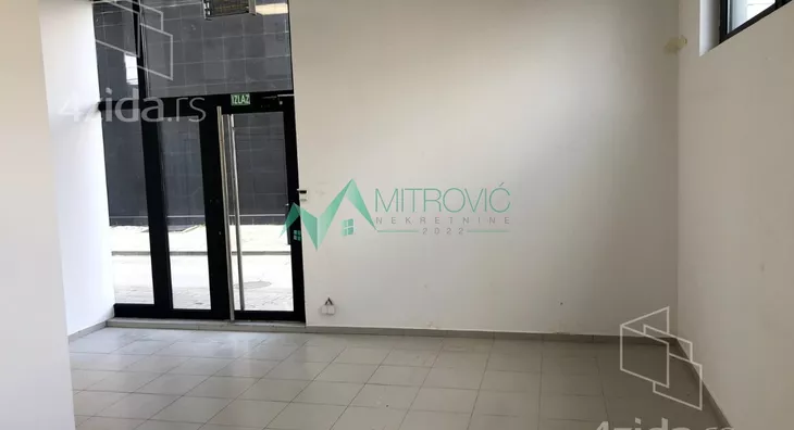 Poslovni prostor | 4zida