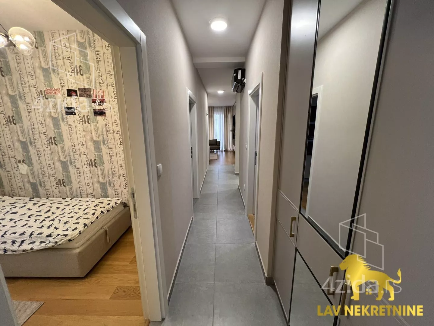 Troiposoban stan | 4zida