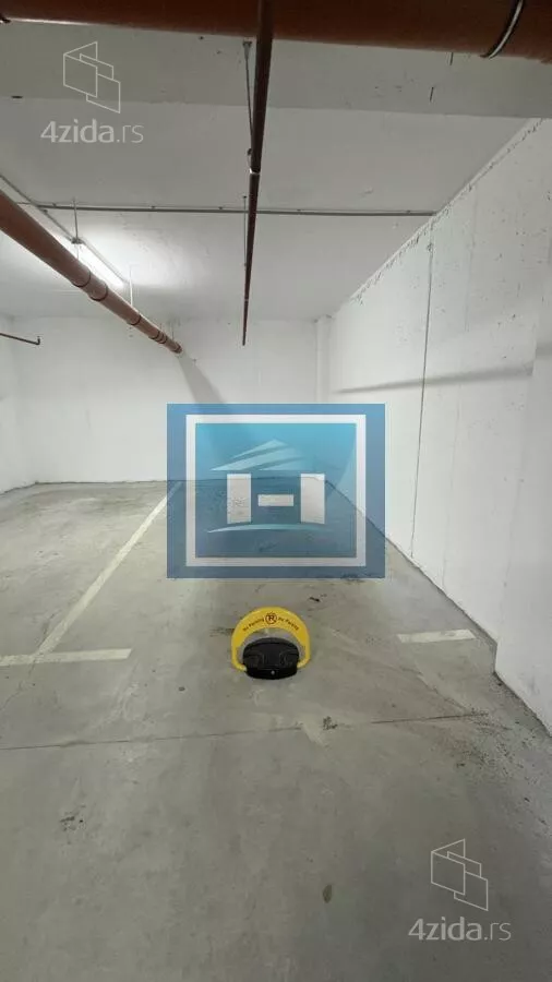 Garaža/Parking | 4zida