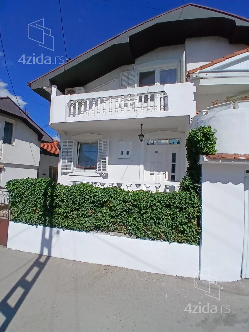 2-etažna kuća | 4zida