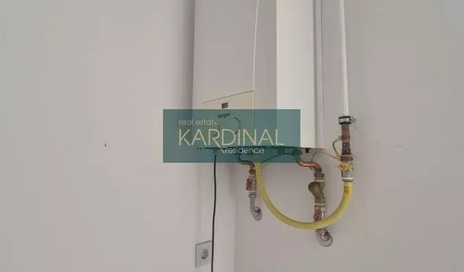 Lokal | 4zida