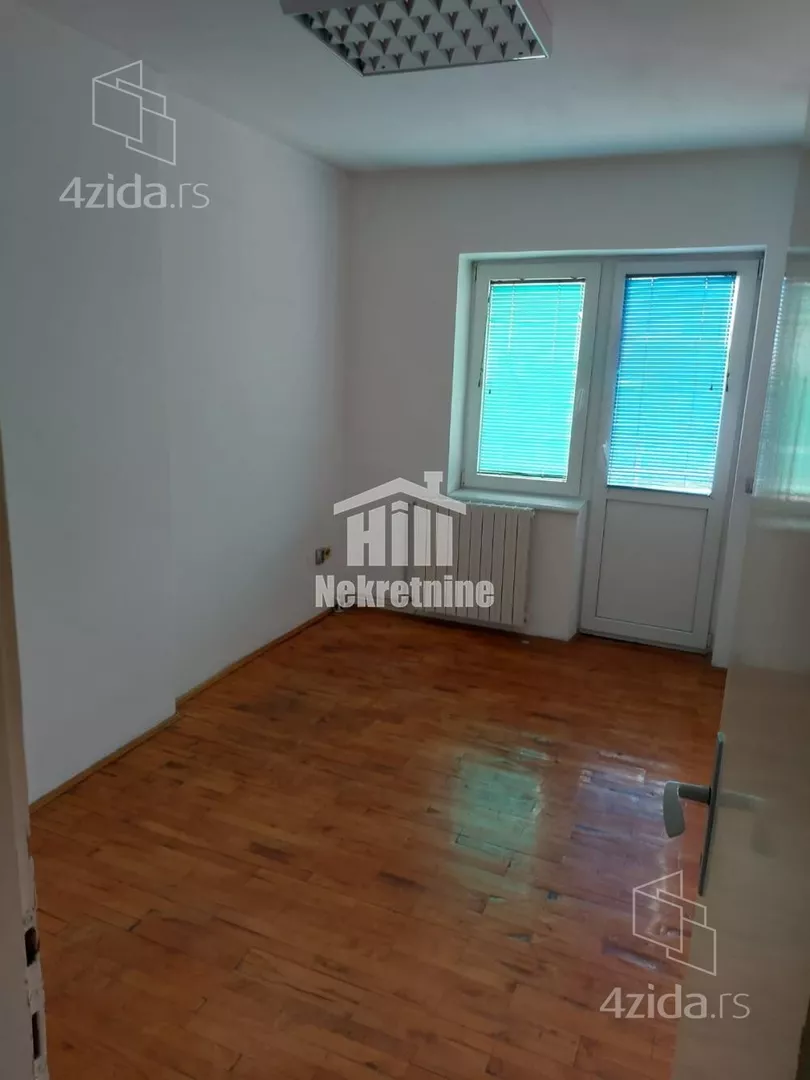 5-etažna kuća | 4zida