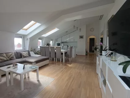 Karlovačka | 4zida.rs