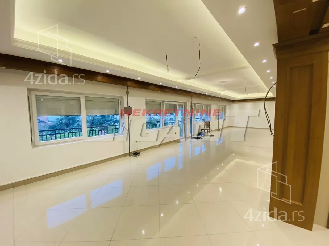 4-etažna kuća | 4zida