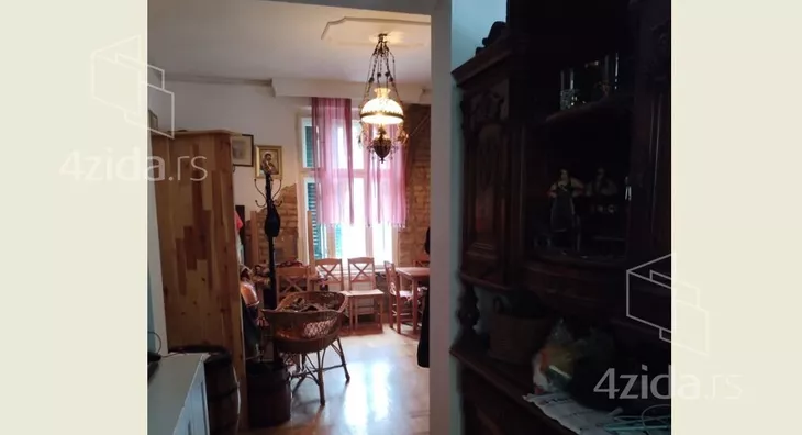 Ugostiteljski objekat | 4zida