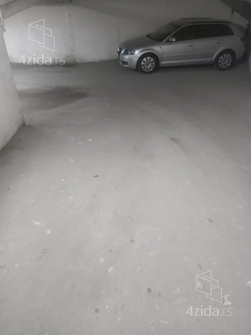 Parking | 4zida