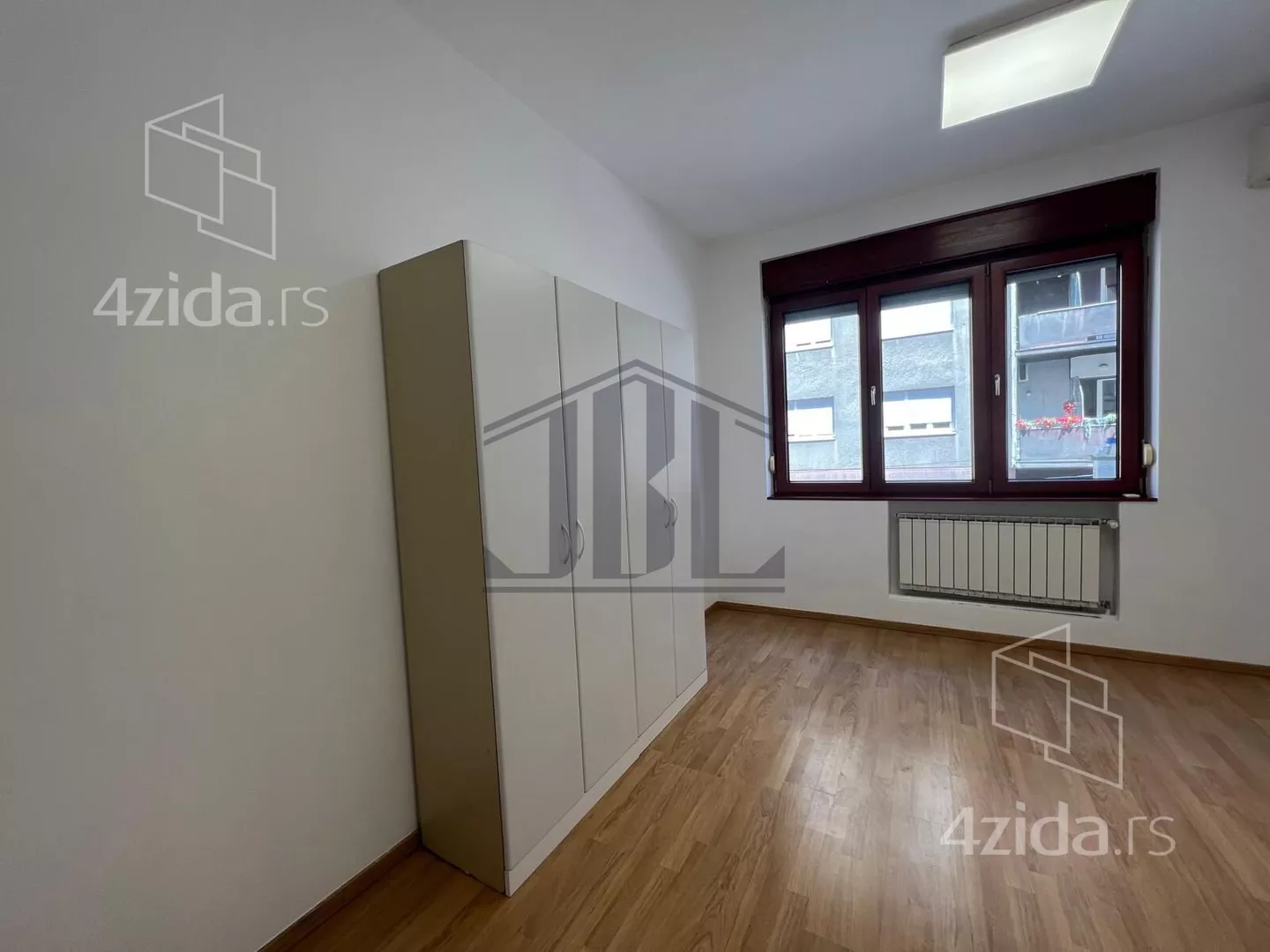 Kancelarija | 4zida