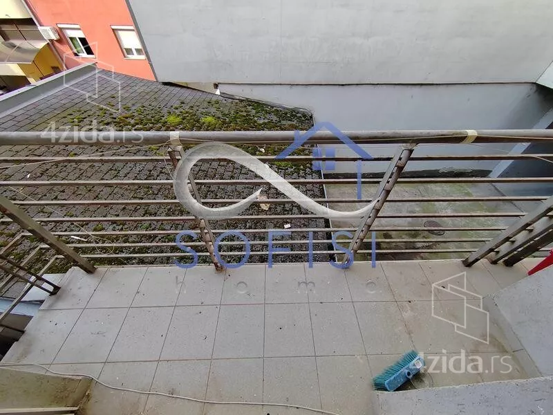 Garsonjera | 4zida