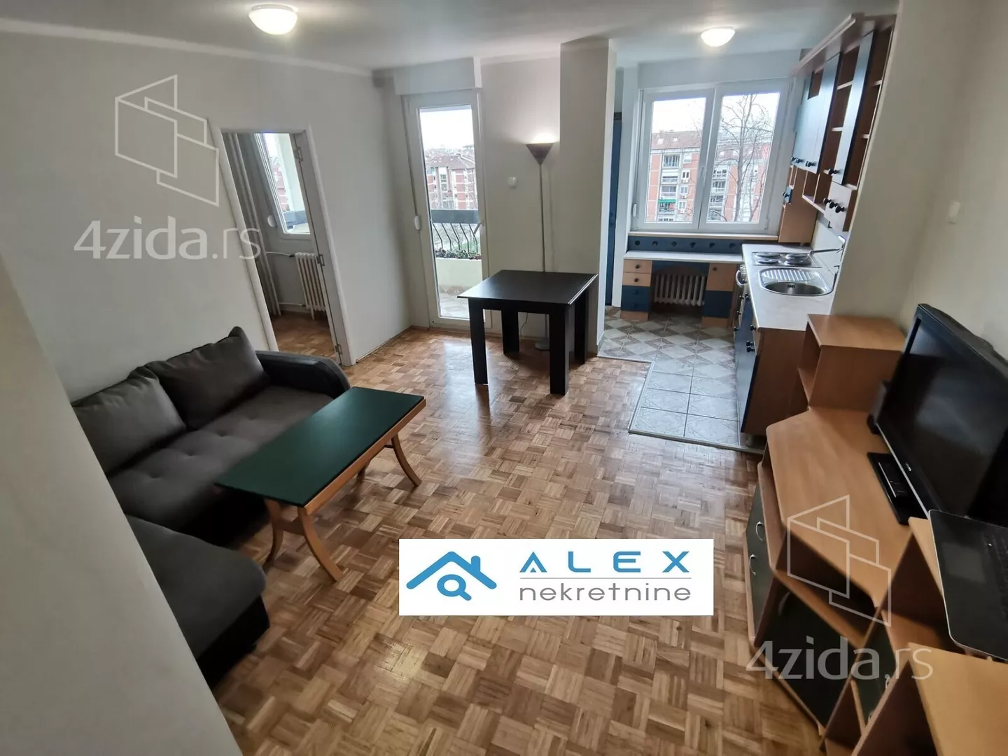 Dvoiposoban stan | 4zida