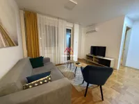 Novi Sad, Gradske lokacije, Bulevar Oslobođenja | 4zida.rs | 4zida.rs