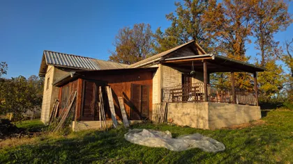 Rađevo Selo | 4zida.rs