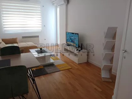 Studenička | 4zida.rs