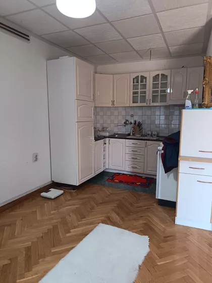 Crna Bara | 4zida.rs