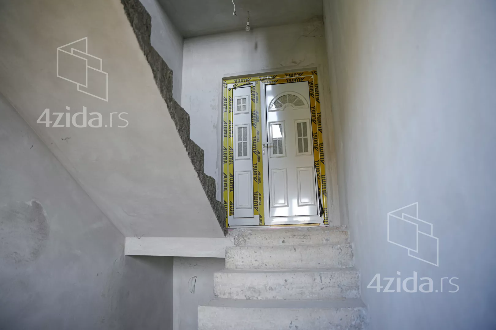 5-etažna kuća | 4zida