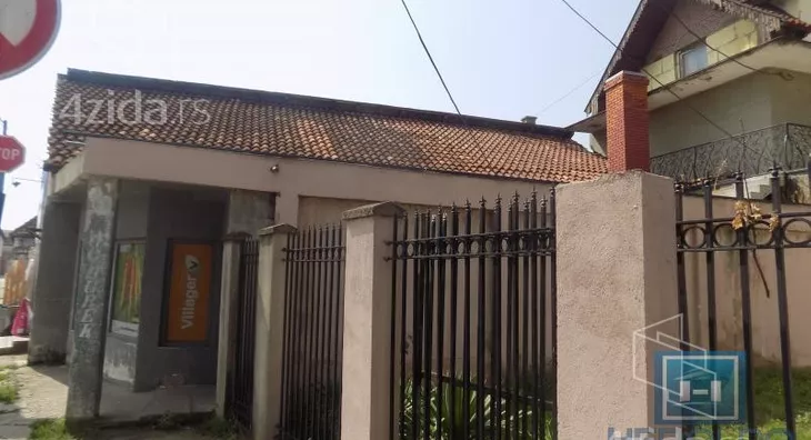 Lokal | 4zida