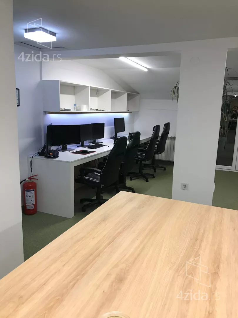 4-etažna kuća | 4zida