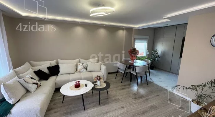 3-etažna kuća | 4zida