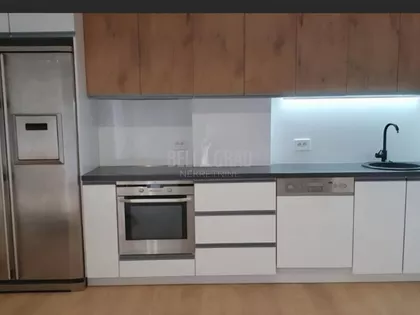 Strahinjića Bana | 4zida.rs