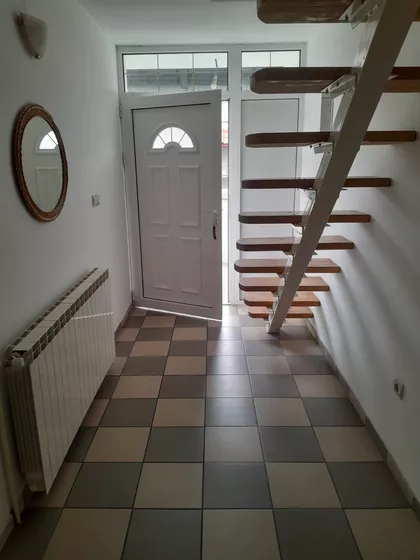 Gradske lokacije | 4zida.rs