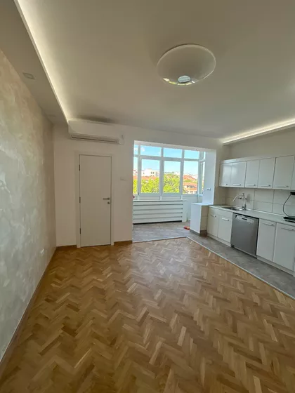 Omladinska 32G | 4zida.rs
