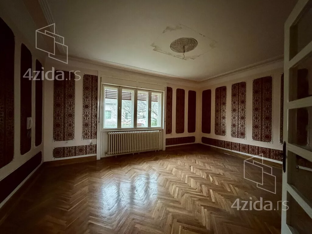 3-etažna kuća | 4zida