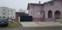 Poslovna zgrada | 4zida
